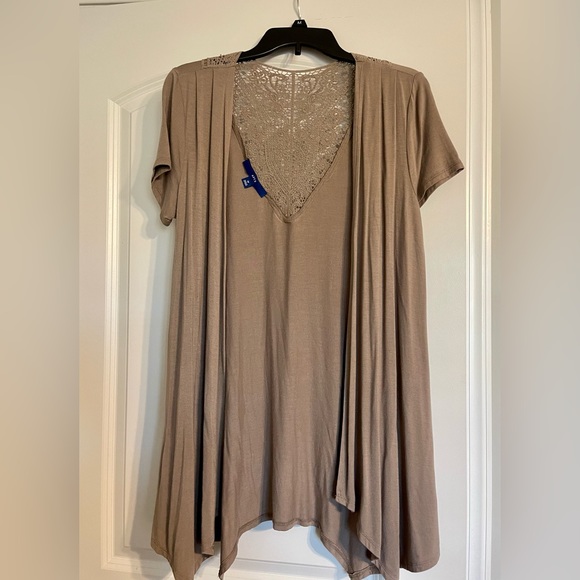 Apt. 9 Tops - 💙Woman’s short sleeve open cardigan